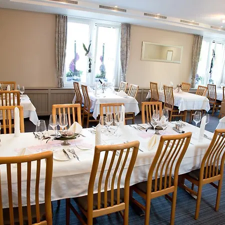 Hotel Buchserhof 3*